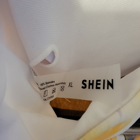 Shein Tropical Leaf Bikini Set - Picture 4 of 4